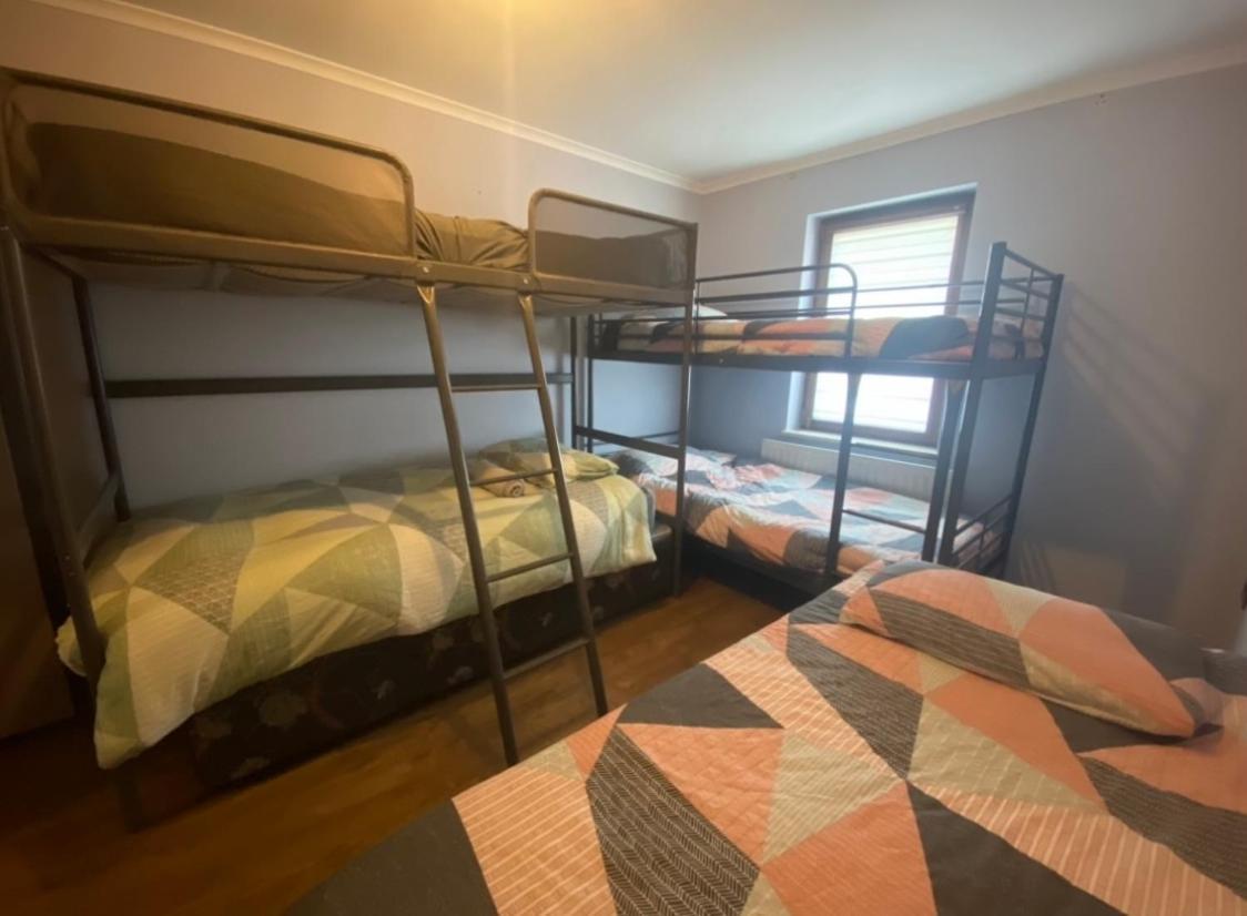 Airport To Sleep, Kitchen Only 7 Days Reservation Guest house Dublin