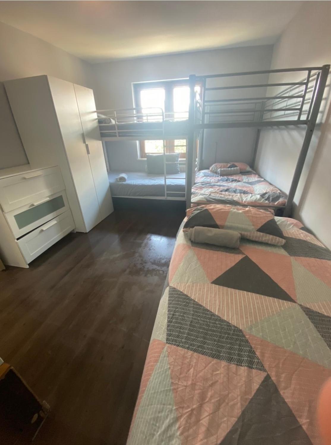 Airport To Sleep, Kitchen Only 7 Days Reservation Pensión Dublín