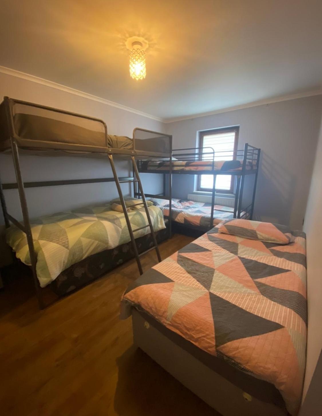 Airport To Sleep, Kitchen Only 7 Days Reservation